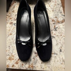 Stewart Weitzman navy blue pumps